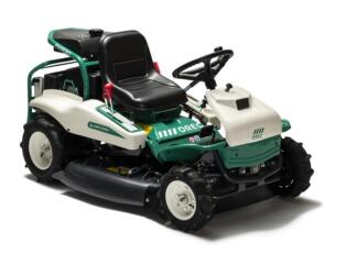 DEBROUSSAILLEUSE AUTOPORTEE OREC RM830